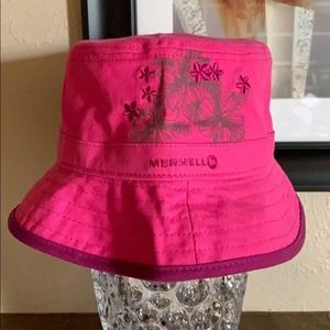 Merrell Bucket hat Bubble Gum Pink New L/XL